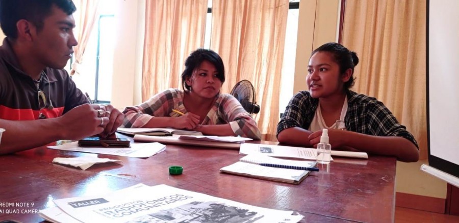 Jornadas de trabajo y equipo en el taller de elaboración de productos radiofónicos comunitarios