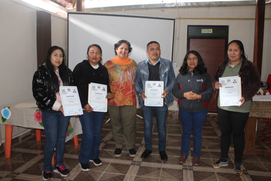 CEA Arakuaiyapo e IPDRS certifican a nuevos t&eacute;cnico b&aacute;sicos en proyectos productivos comunitarios en Macharet&iacute; e Ivo